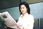 貴重な朝の数分で新聞の内容を把握できます